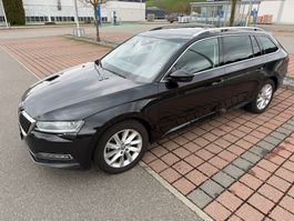 Sparsamer Kombi: Skoda Superb 2.0 TDI DSG, top Zustand!