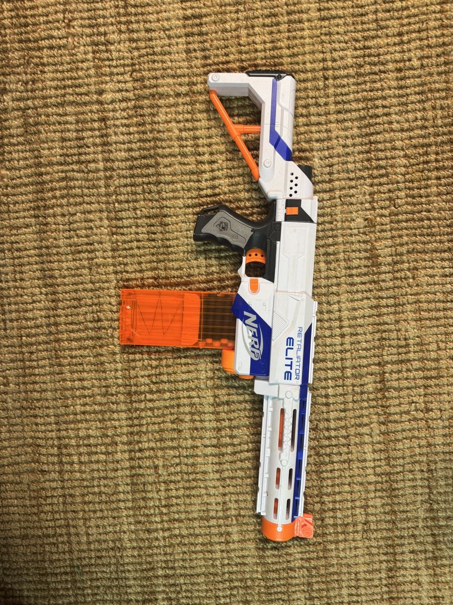 Nerf Spielzeuge: Nerf Blaster Set gebraucht mit Zubehör – Gebraucht aus Wettingen von lau_yq8l 1