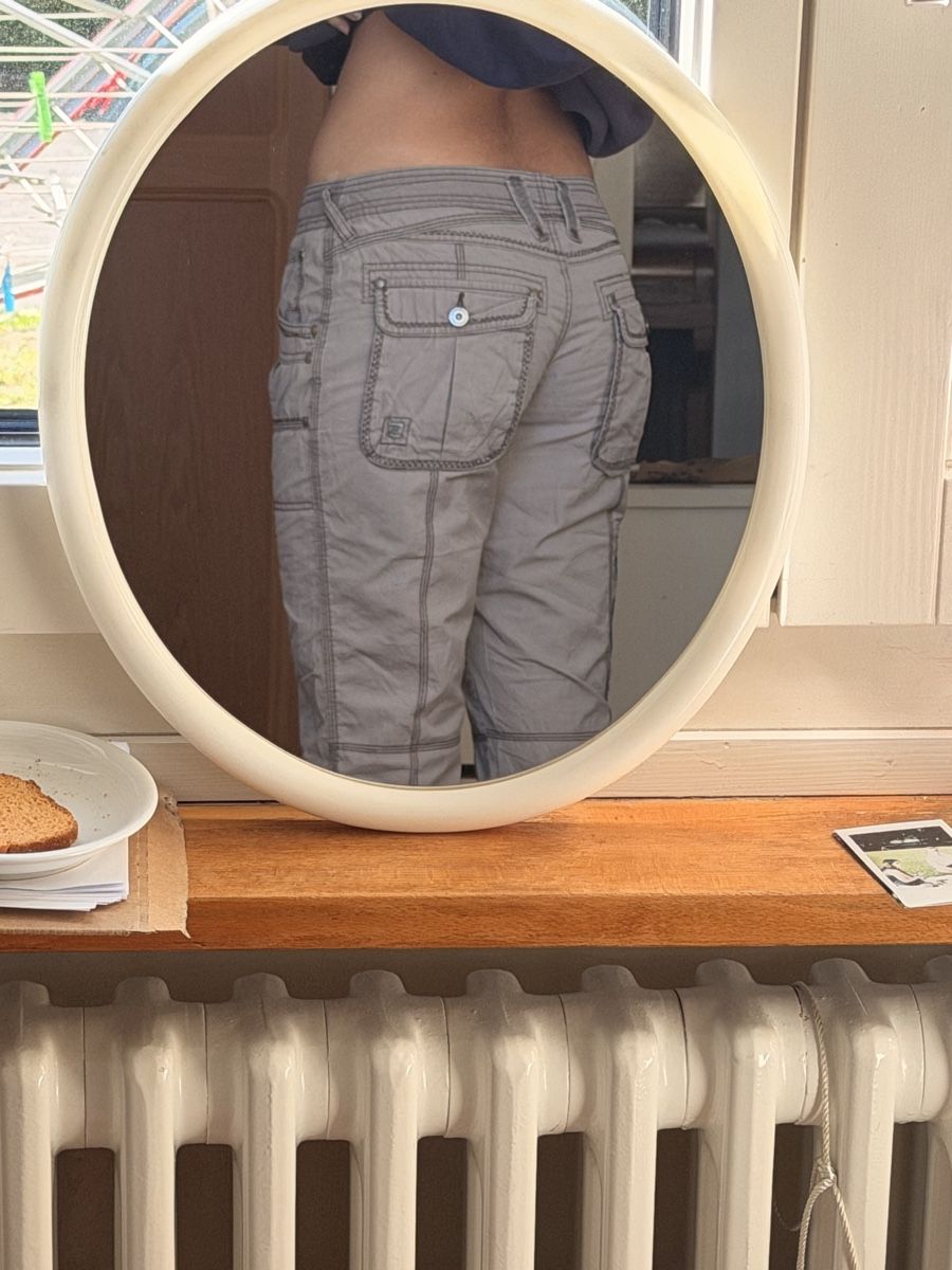 Pantaloni: y2k Vintage capri hose – Usato da Unterentfelden venduto da ame_tf2n 1
