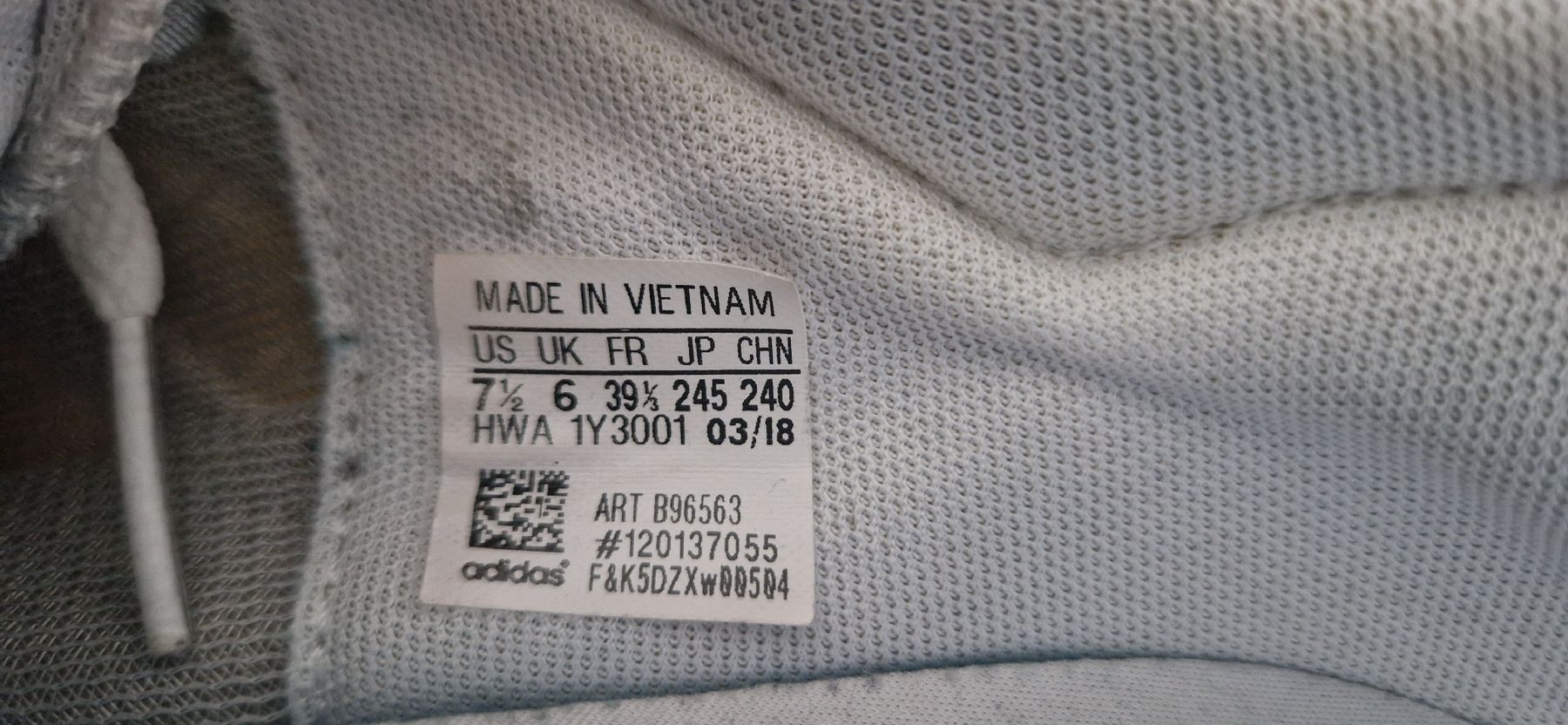 Adidas Scarpe da uomo: Adidas Schuhe, Gr. 39,5 – Usato da Riehen venduto da Aconitum 4