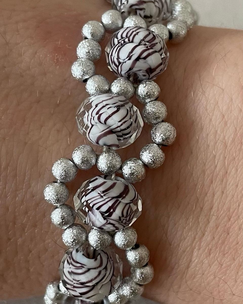 Armbänder & -reifen: Armband mit gestreiften Glasperlen, neu. – Neu (gemäss Beschreibung) aus Dietikon von Apel 3