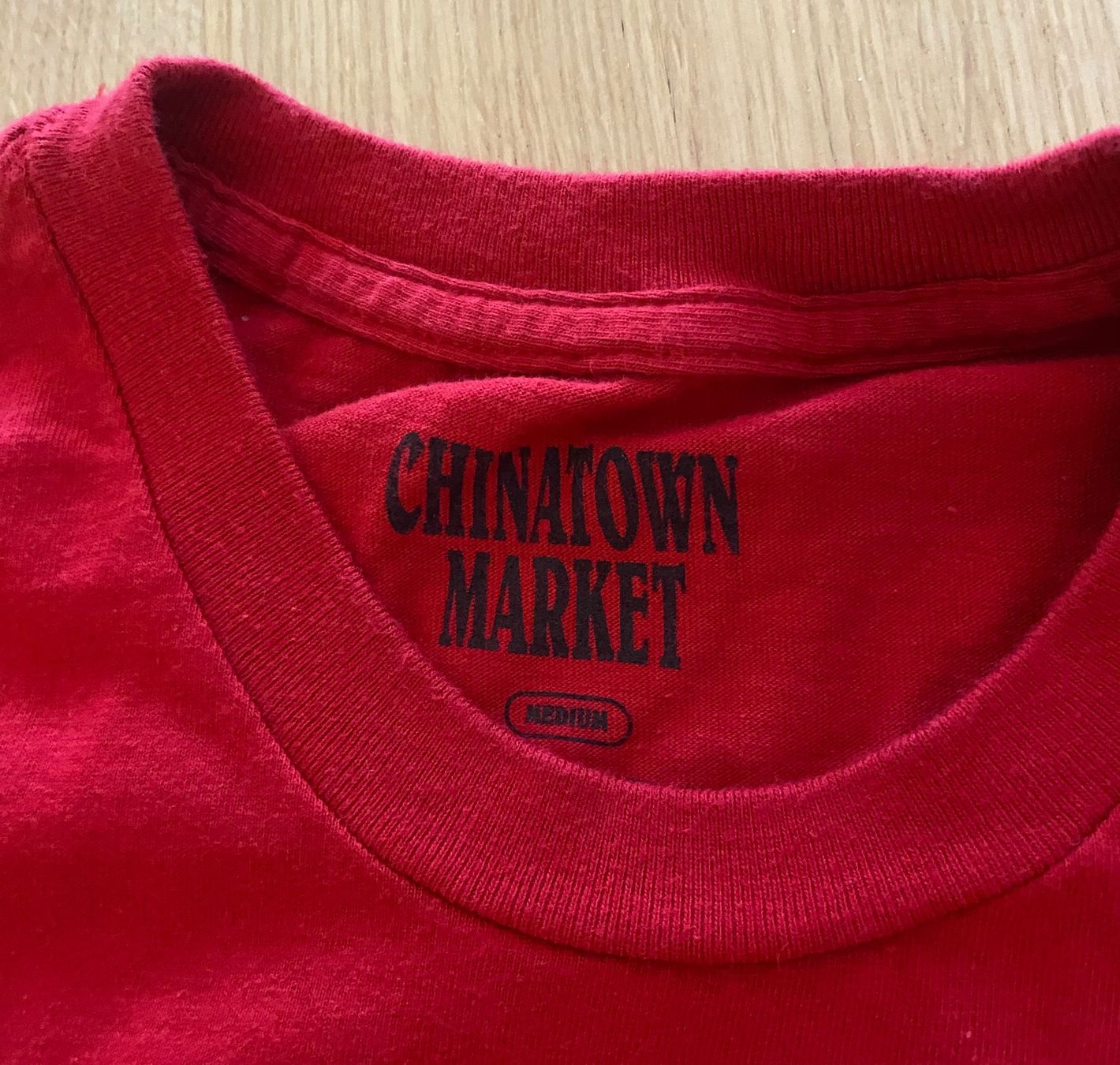 T-shirt: Chinatown Market Shirt Gr.M – Usato da Herisau venduto da Seyashop1 3