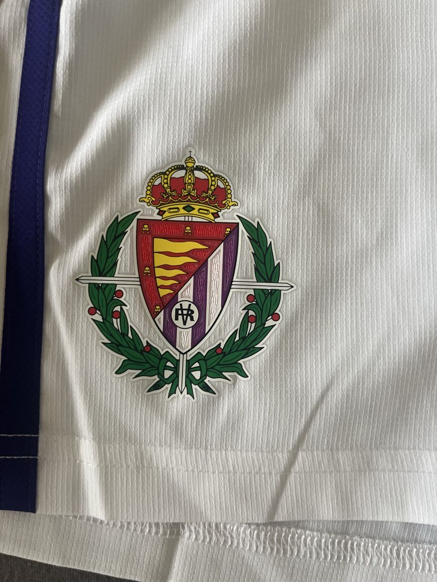 Adidas Pantaloni: Short vallallolide – Nuovo e nell'imballaggio originale da Chambésy venduto da Louwall_football 1