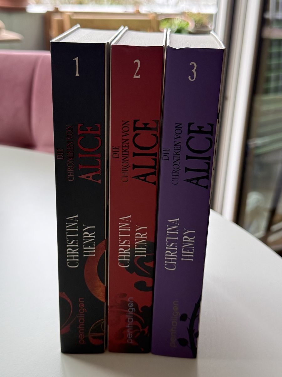 Libri: Die Chroniken von Alice - komplette Trilogie – Nuovo (secondo la descrizione) da Zürich venduto da ath_grq2 1