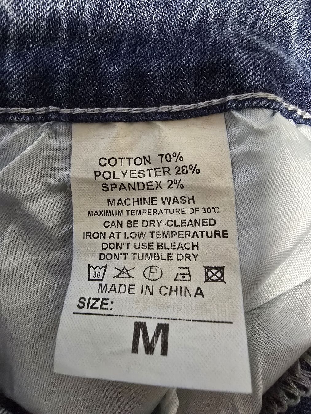Jeans: Herrenjeans Grösse M Neu – Nuovo e nell'imballaggio originale da Emmenbrücke venduto da prisan_LU 2