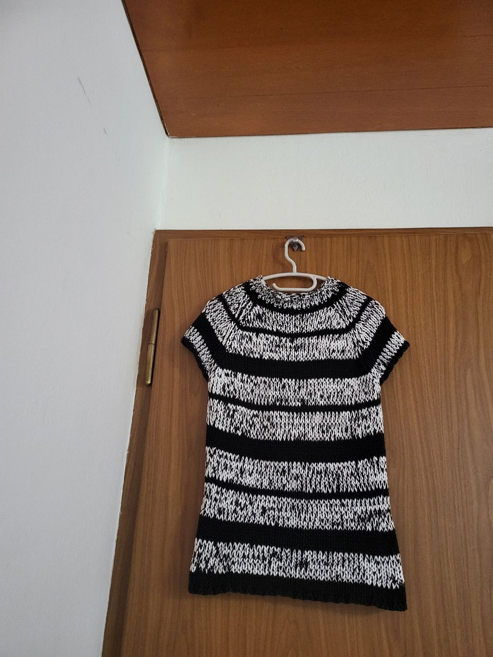 Luisa Cerano Maglioni & Felpe: Pull Luisa Cerano rayé noir/blanc, taille 38, coton – Usato da Niedergösgen venduto da Eva2410