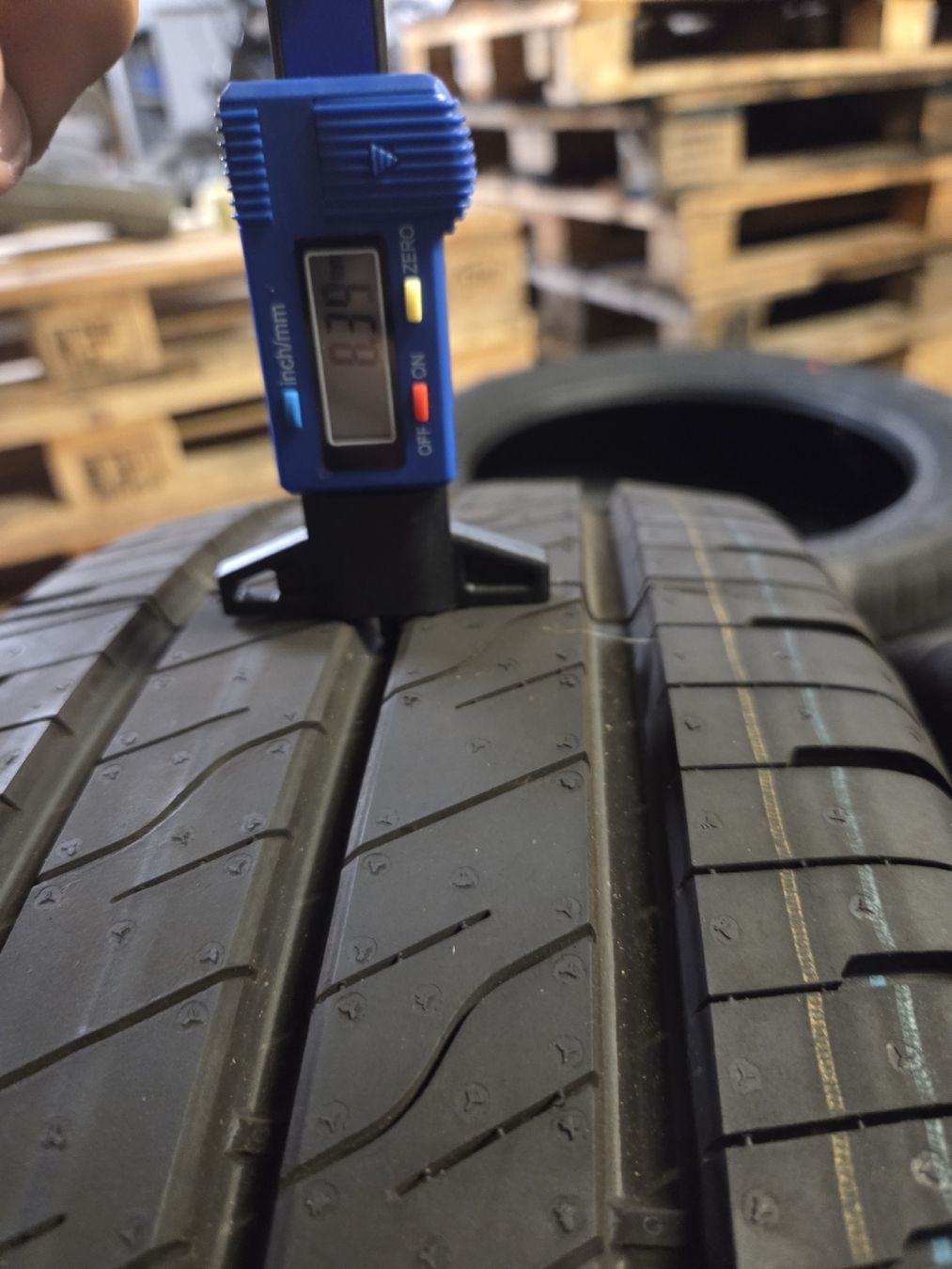 Goodyear Pneus & Kompletträder: Goodyear Transporterreifen – Gebraucht aus Obfelden von haech2011 4