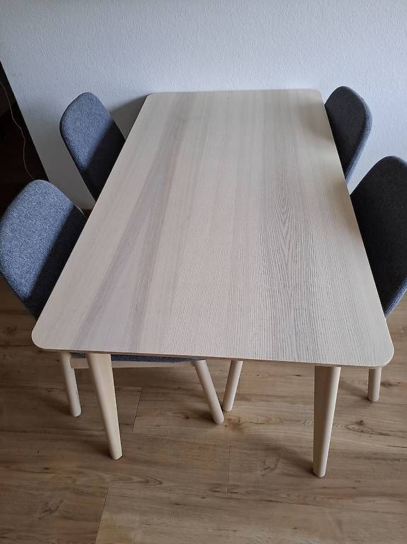 Set di tavolo e panche: Esstisch mit 4 Stühle  – Usato da Zug venduto da ahm_7lx8 1
