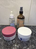 Diverse Hautpflege-Set: Nivea, Cien, Soena - Top Zustand!