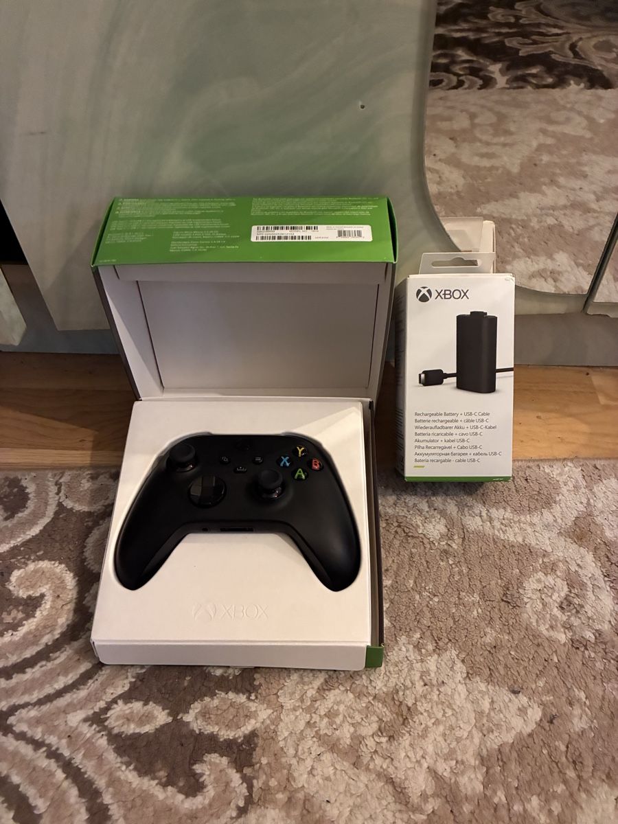 Microsoft Controller: Xbox Series X Controller – Neu (gemäss Beschreibung) aus Aarberg von alb_72kr