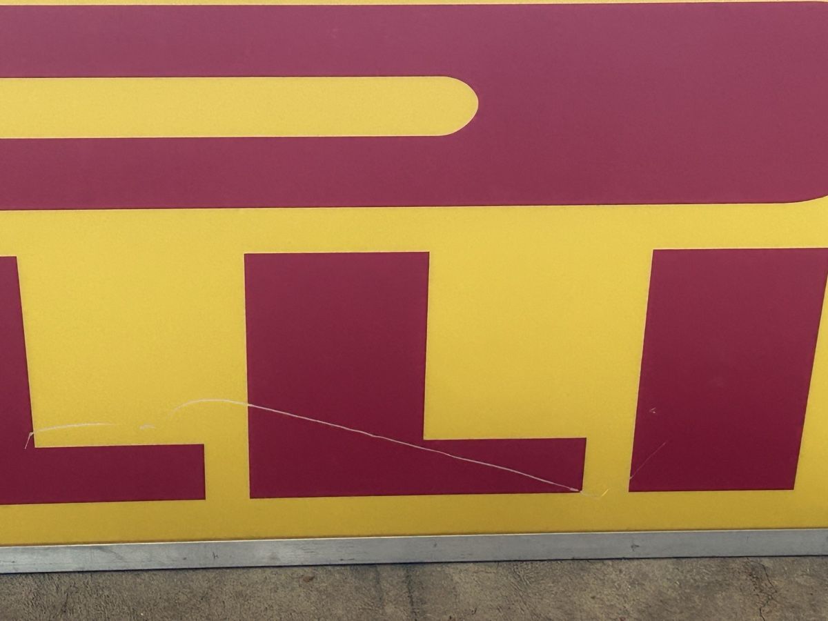 Pirelli Ecriteaux: Riesige Pirelli Werbung! – D'occasion à Starrkirch-Wil par charlywatson 4