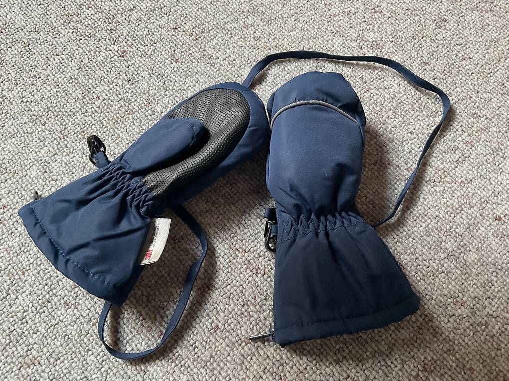 Guanti: Winterhandschuhe – Usato da Emmenbrücke venduto da vvooggel 2