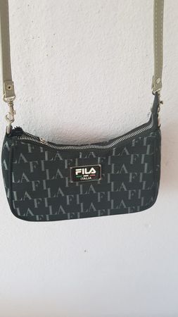 Sac Fila noir à bandoulière ajustable