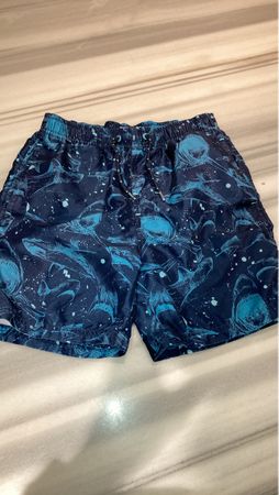 Badehose mit Hai-Muster - Gr. 128 nr.4
