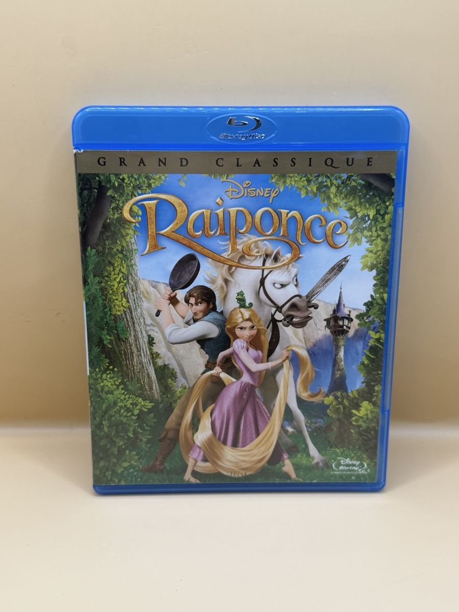 Tutti i DVDs: Blu-ray Disney - Raiponce – Usato da Genève venduto da sho_67qj