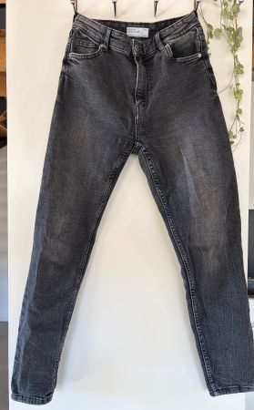 Jean Bershka High Waist Skinny gris taille 36