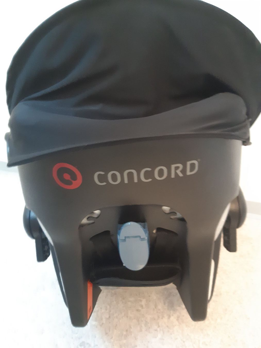 Concord Sièges auto: Kindersitz Babyschale Concord Ion – D'occasion à Giffers par attila07 4