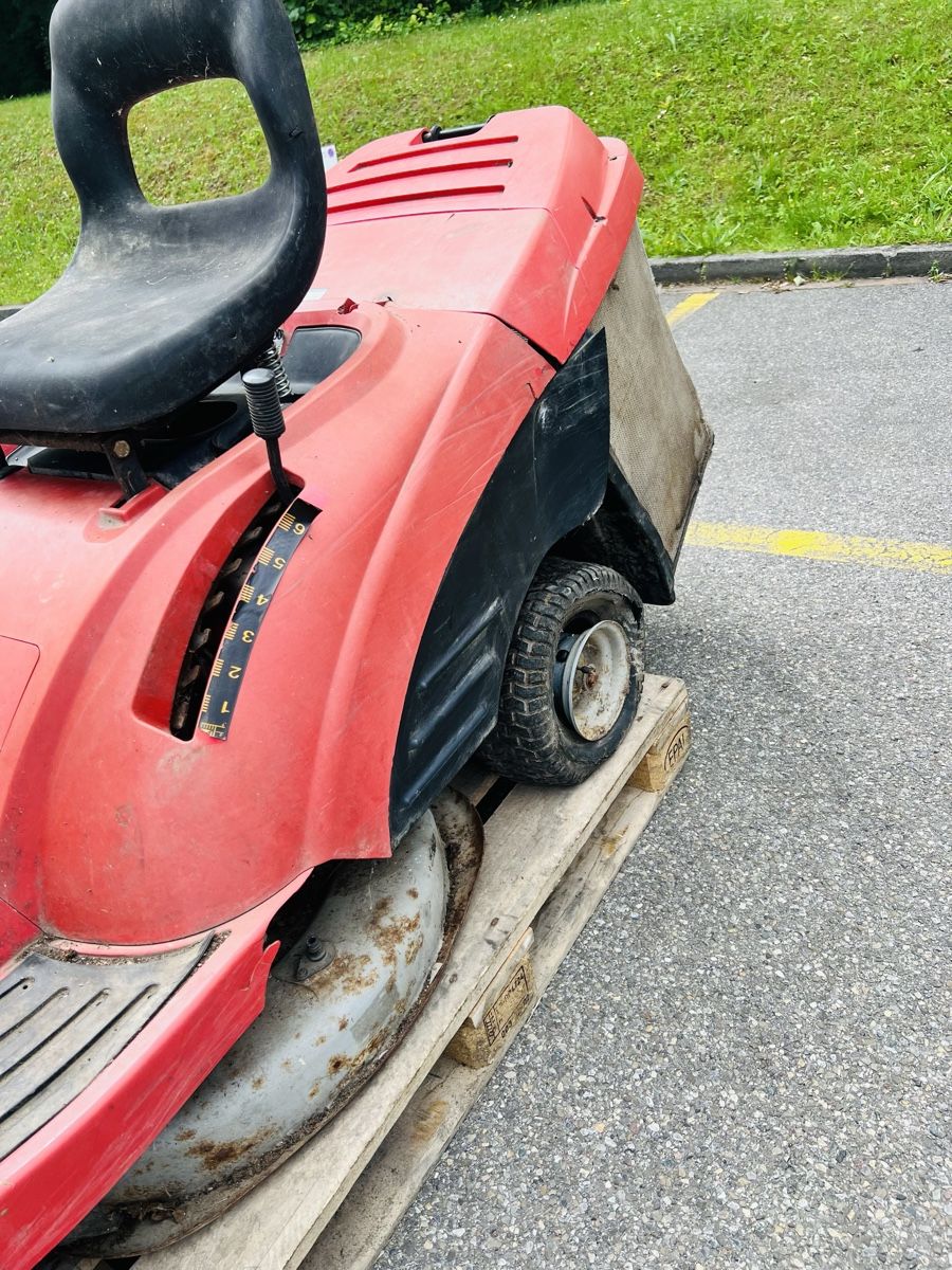 Honda Tagliaerba: Rasentraktor Honda 1211 – Difettoso da Urdorf venduto da Faz_19 3