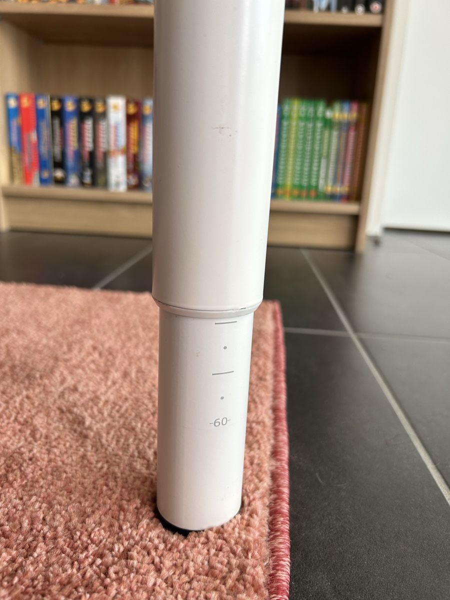 Scrivanie: Ikea Schreibtisch – Usato da Winterthur venduto da jin_nq2j 2