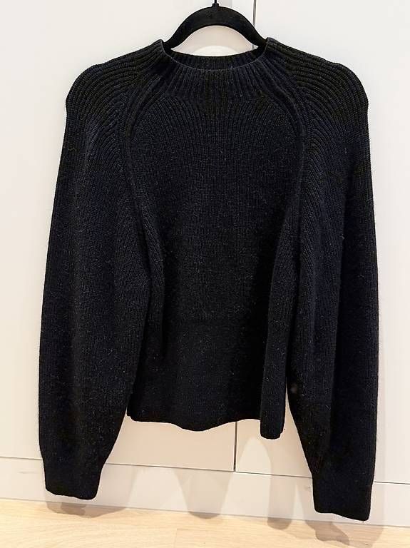 Pullover & Sweatshirts: Pullover aus Wolle & Kaschmir von Cos schwarz | Gr. S  – Gebraucht aus Wettingen von Lamadeux