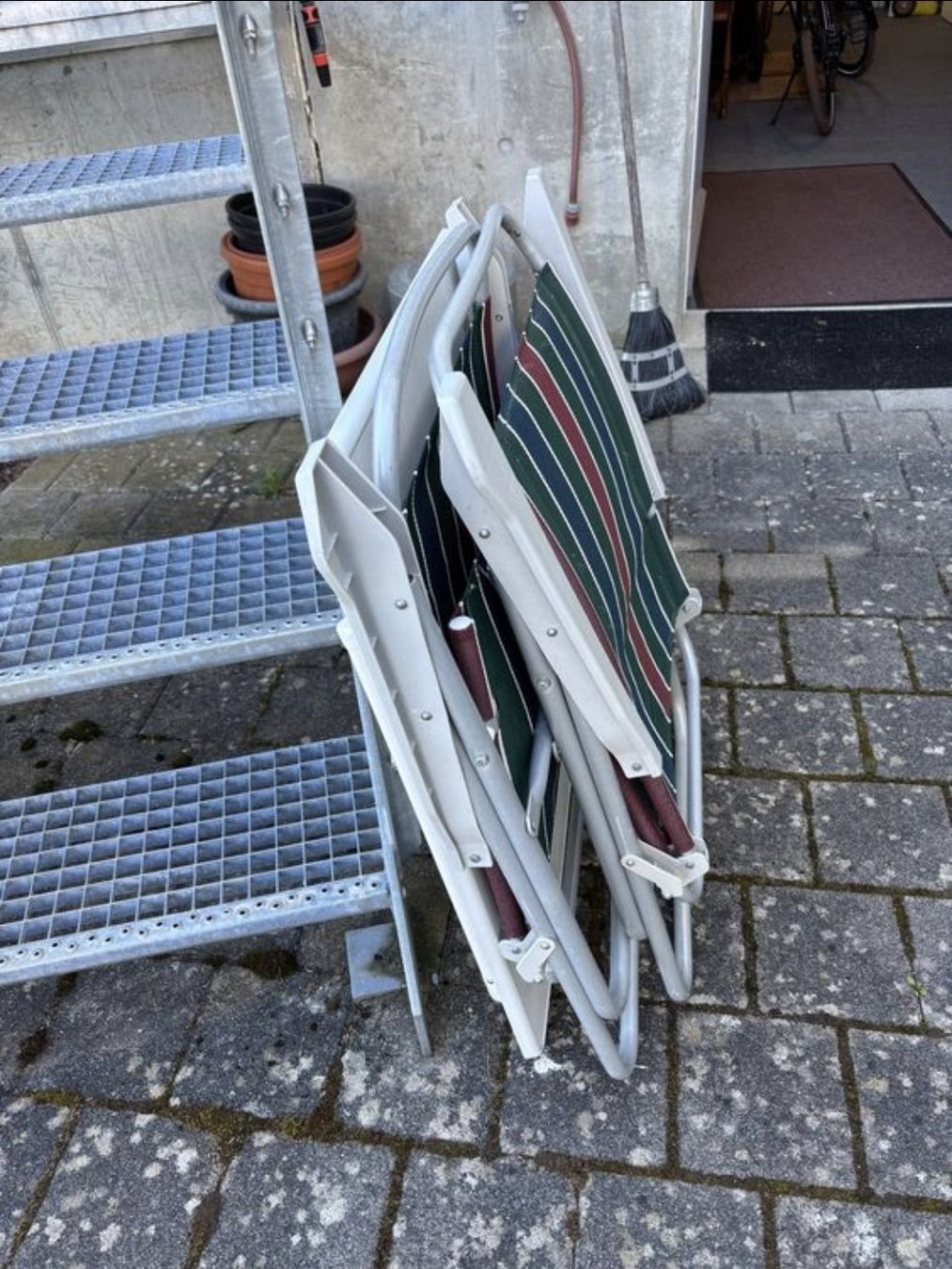 Set di tavolo e panche: Campingtisch + 2 Stühle – Usato da Balsthal venduto da bwoah_7 1