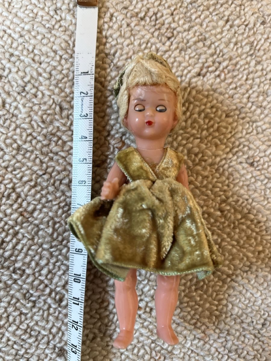 Bambole: Vintage Puppe klein – Usato da Bassersdorf venduto da Steyning88 1