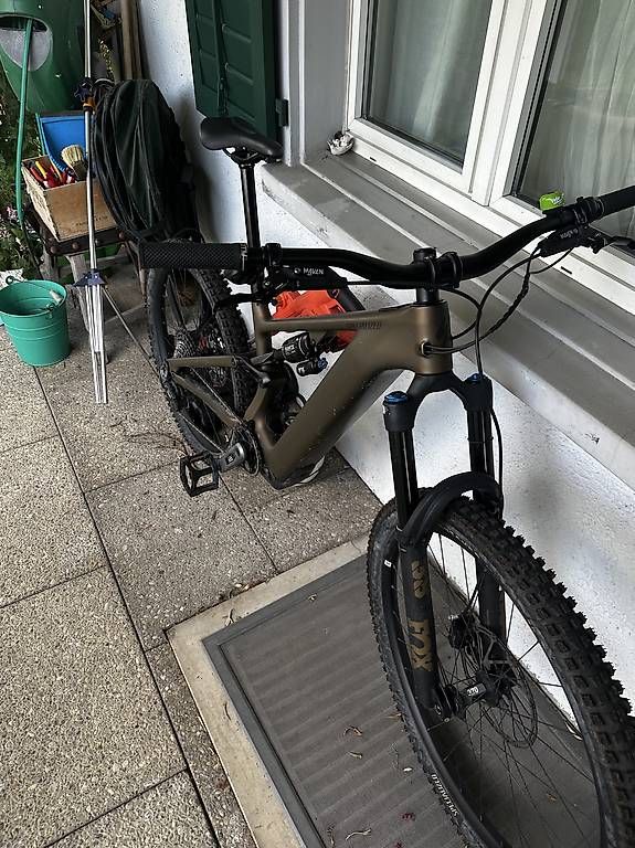 Specialized Biciclette: Fast Neues Specialized Turbo Levo Expert Full Carbon – Usato da glattbrugg venduto da Sali11 3