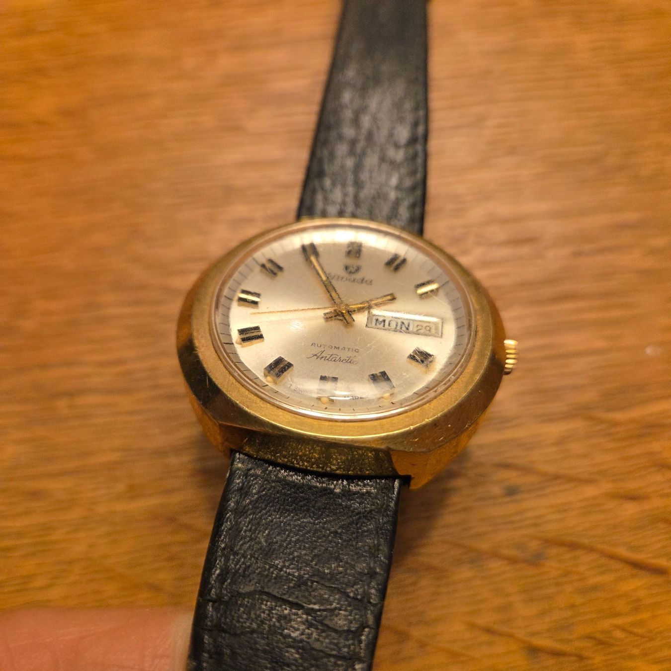 Nivada Orologi: Nivada Antarctic Day-Date Automatic (ref 67051) 1970s – Usato da Conches venduto da mrp_qpt5 1