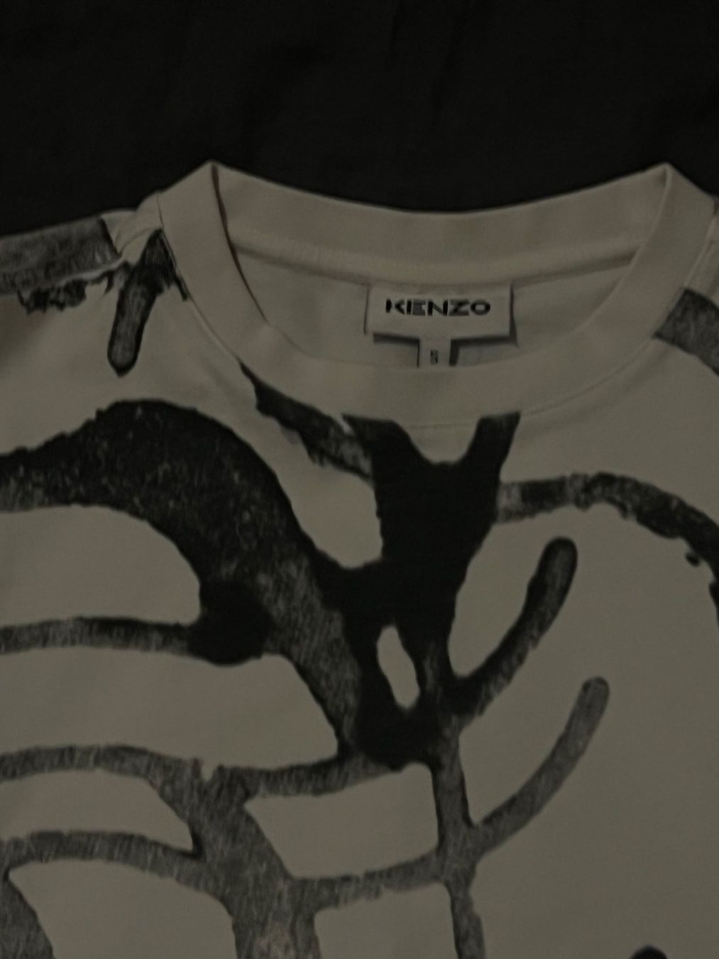 Kenzo T-shirt: Kenzo T-Shirt – Usato da Rümlang venduto da nikki_ 2