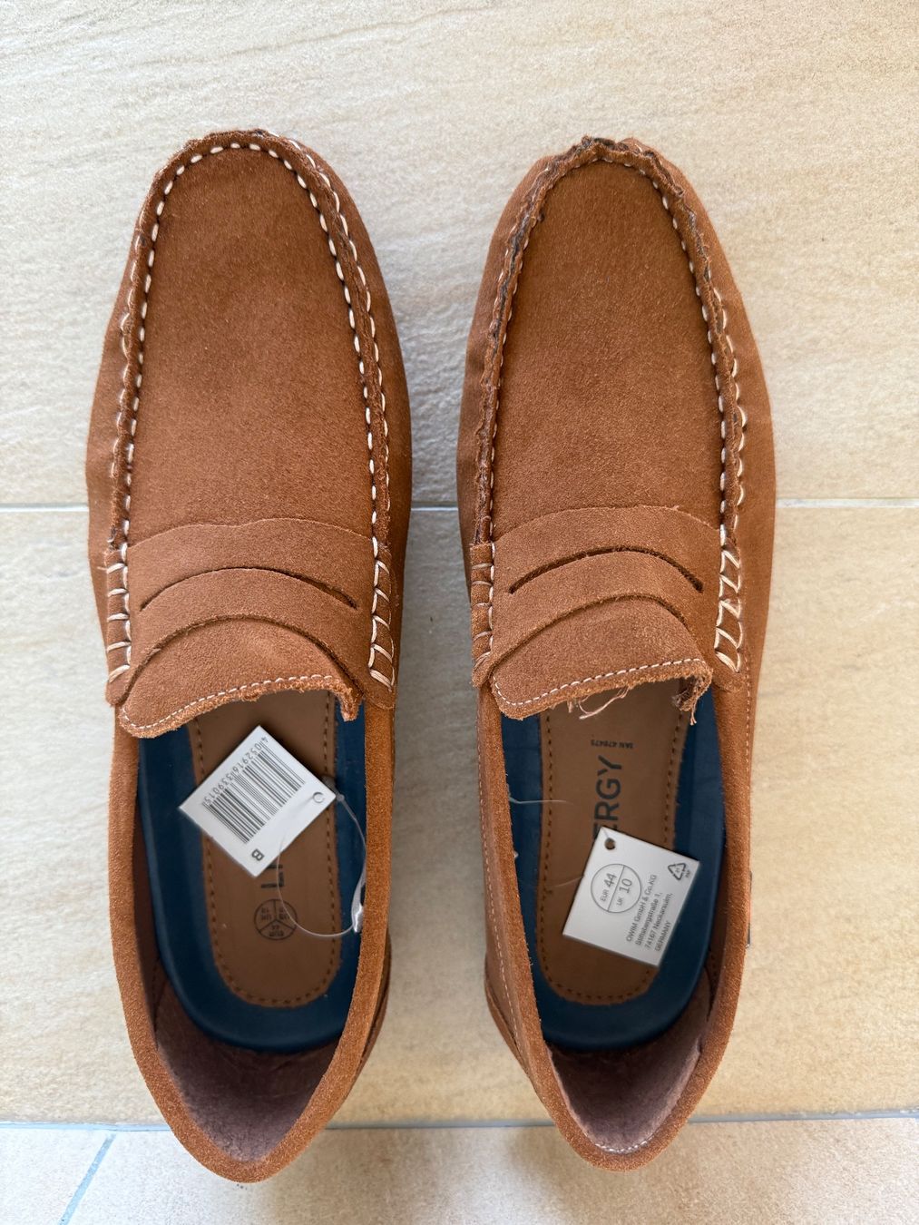 Herrenschuhe: Mocassins en daim, brun, p. 44 – Neu (gemäss Beschreibung) aus St-Gingolph von GoldenKeys 1