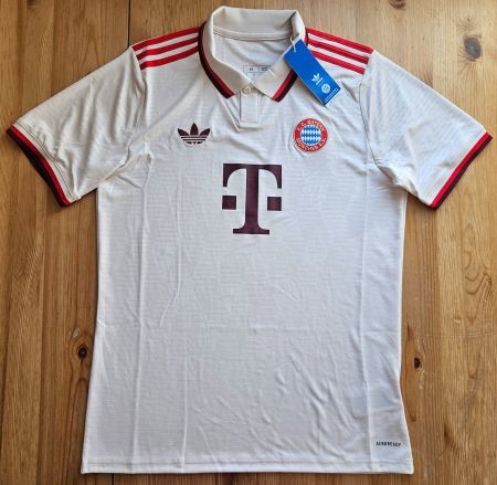 FC Bayern München Trikot NEU adidas Gr. M FCB Trikot
