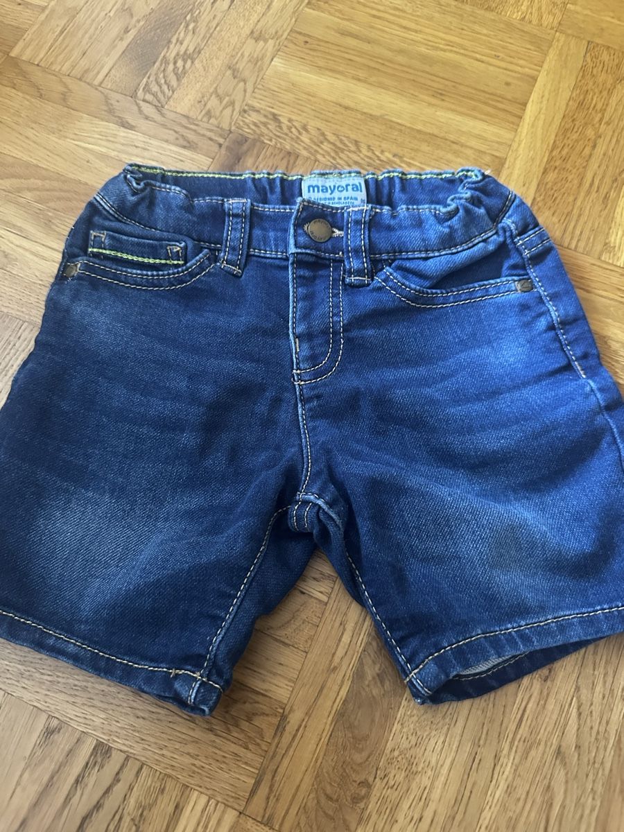 Mayoral Pantaloni: Mayoral Denim Shorts, size 86cm – Usato da Zürich venduto da Bybyana