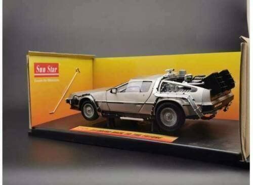 Delorean Modellini d'auto: DE LOREAN BACK TO FUTURE 1  1:18 SUNSTAR – Nuovo e nell'imballaggio originale da Suhr venduto da Moebelsiralfred 1