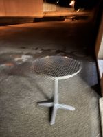 Stehtisch Metall rund — ideal für Balkon & Garten ☀️ (49)