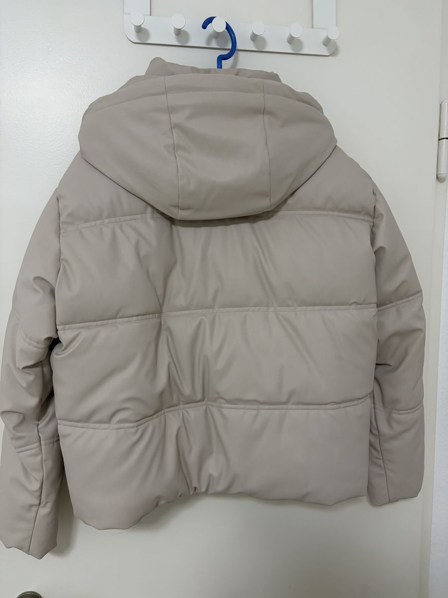 Zara Giacche: Zara Winterjacke, hellbeige – Nuovo (secondo la descrizione) da Zürich venduto da emi_79wj 2