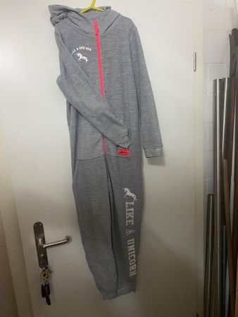 Einteiler Pyjama 134