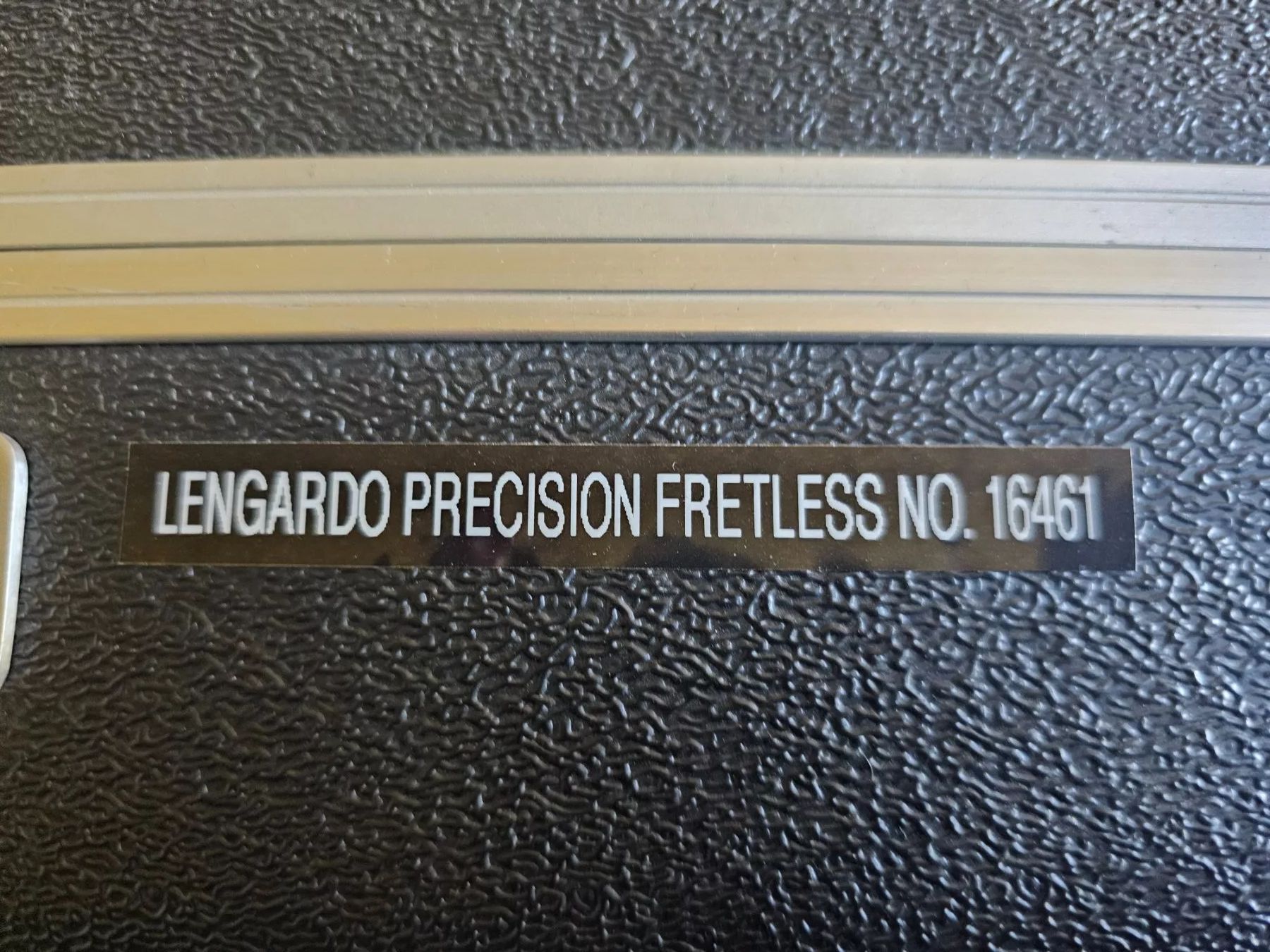 Strumenti musicali: Basso Lengardo Precision + Amplificatori e altro... – Usato da Gnosca venduto da .NUMA. 1