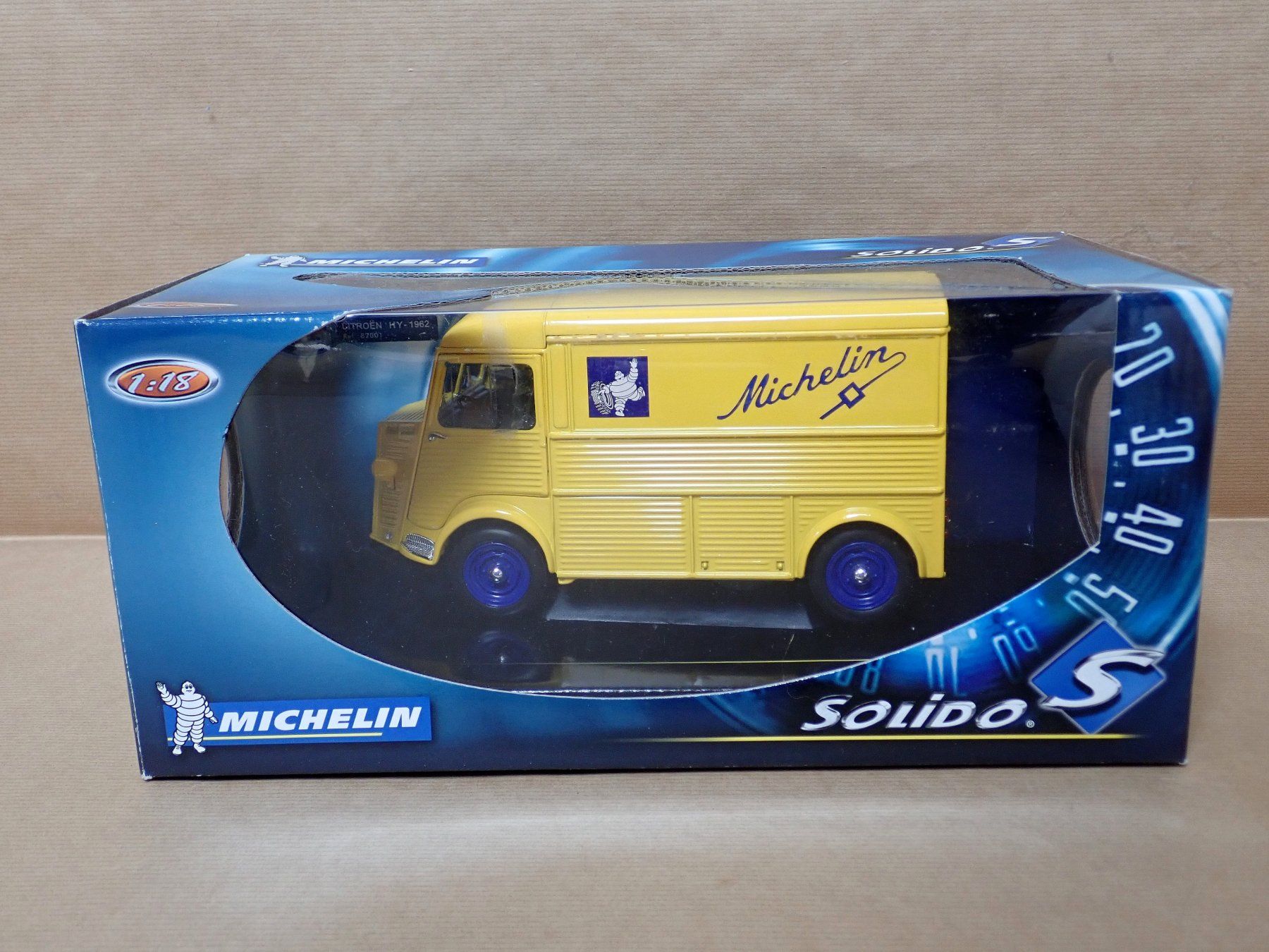 Solido Modellini d'auto: Citroen HY Michelin - Solido 1/21 – Nuovo e nell'imballaggio originale da Winterthur venduto da 602ccm