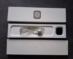 Apple Watch Series 8 ( Silver aluminium/White sport)