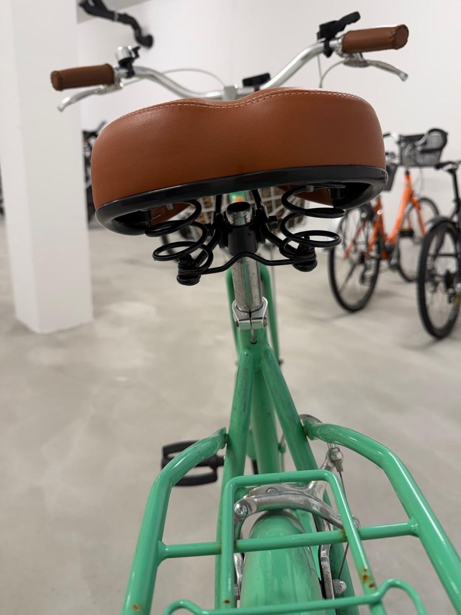 Biciclette: Mintgrünes Stadtrad mit Korb – Usato da Wettingen venduto da rschibli01 5