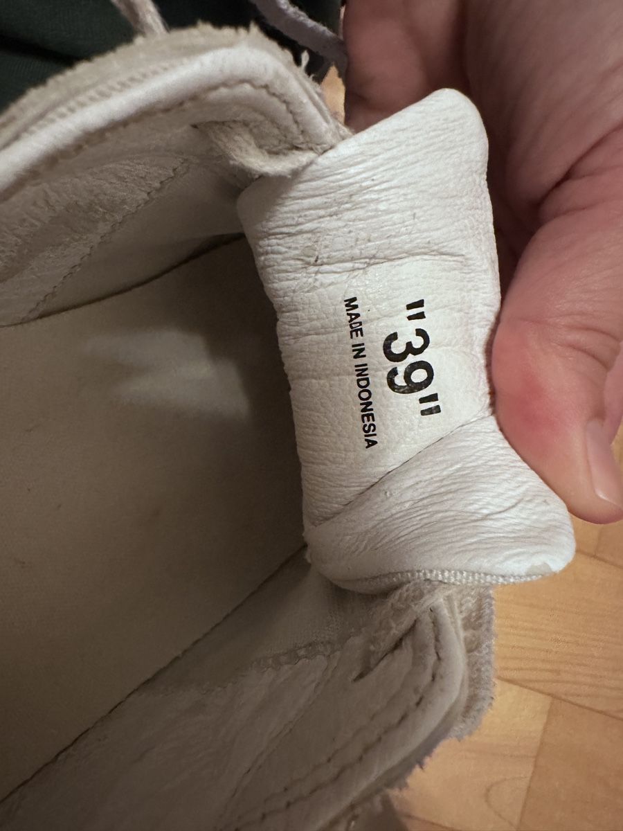 Off-White Herrenschuhe: Off-White Turnschuhe Weiss Groesse 39 – Gebraucht aus Zürich von Misus.Flohmi 2