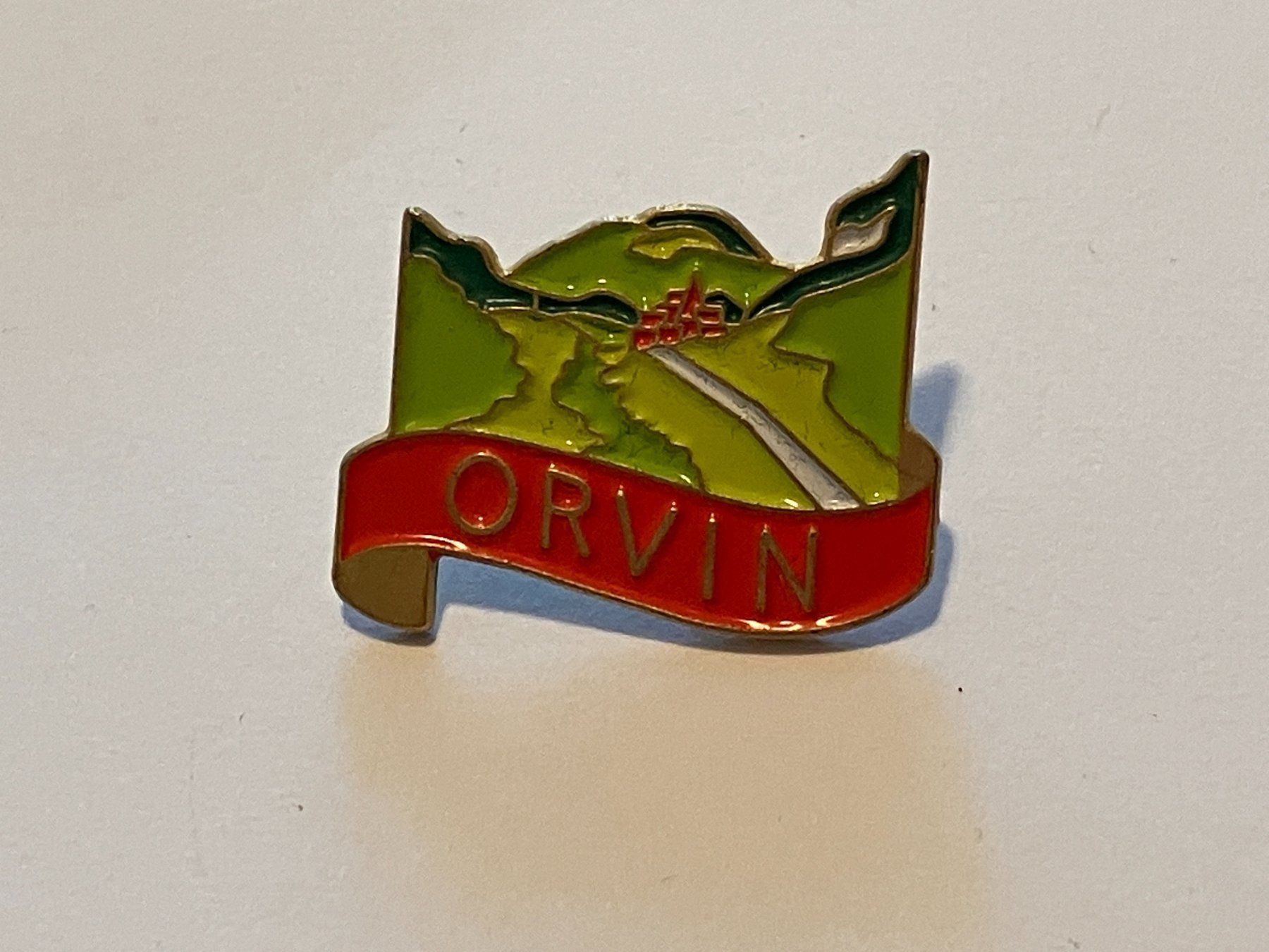 Placchette & Badge: 1 Pin Orvin – Usato da Basel venduto da djwwpp