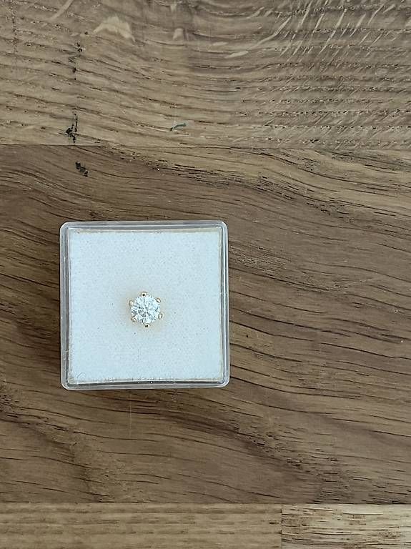 Altri elettrodomestici e apparecchi d’epoca: Verlobungsdiamant – Usato da Bremgarten AG venduto da nel_6972