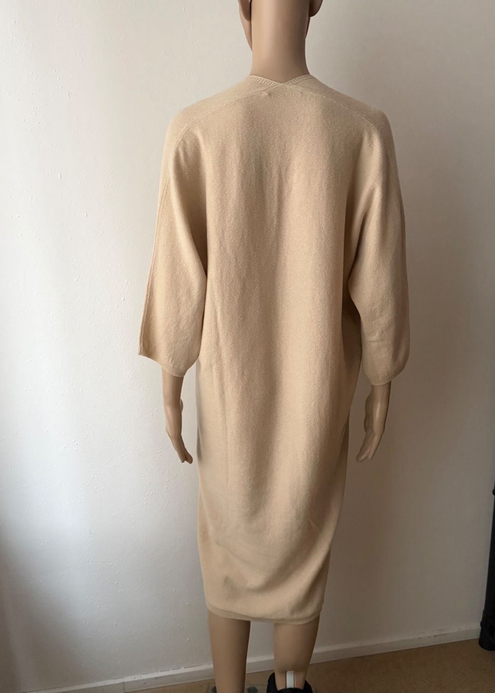 Robes: LALOTTA Kaschmir Kleid – D'occasion à Zürich par ClosetQueen 3