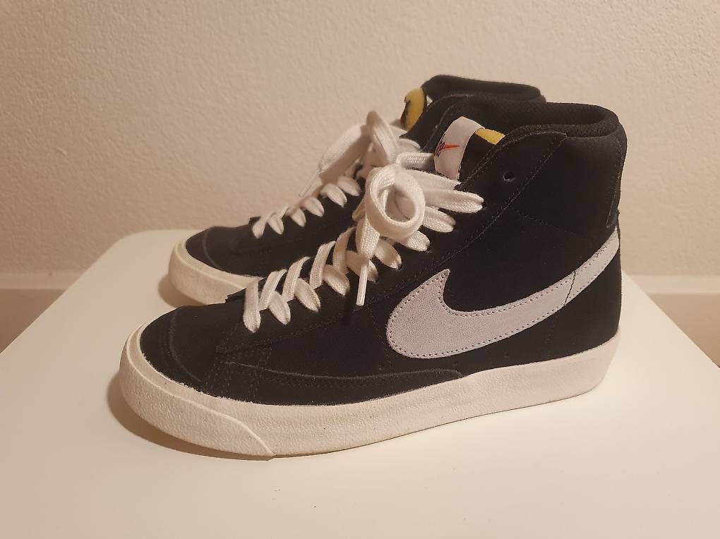 Nike Scarpe da uomo: Nike Blazer Mid "77 Vintage" / Grösse 36 – Usato da Bern venduto da PH85BE