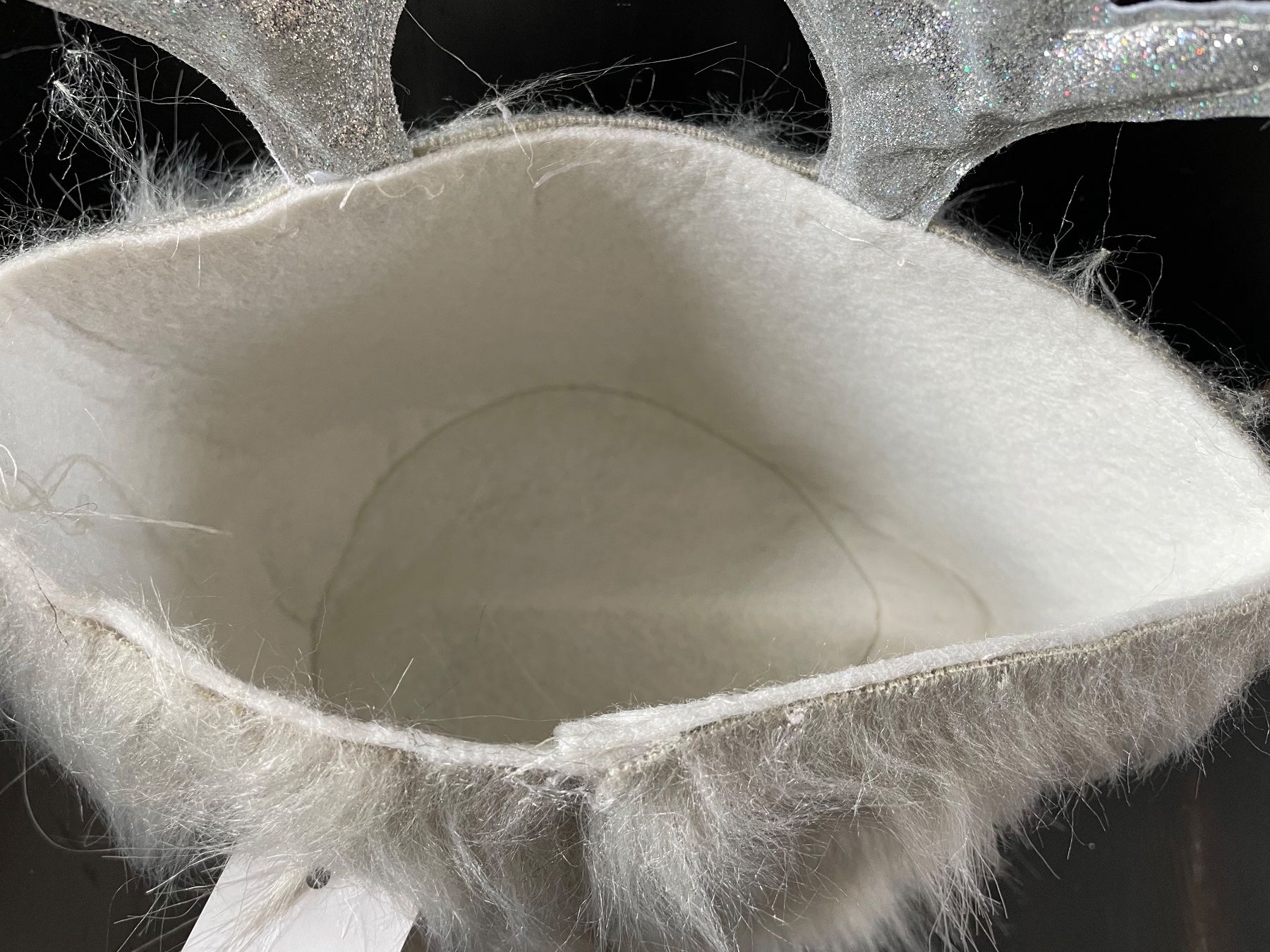 Tutte le decorazioni: Hirsch/Geschenktaschen mit Kunstfell/Neu/OVP/Silber – Nuovo e nell'imballaggio originale da Volketswil venduto da rubin74 3