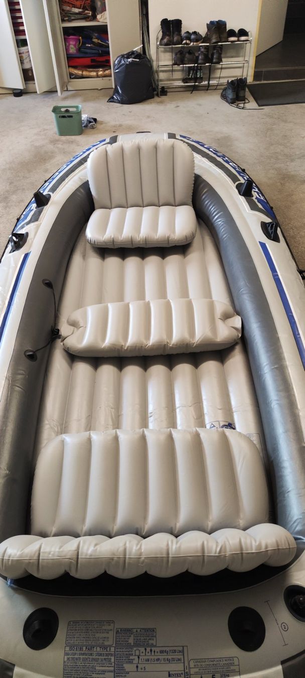 Boote: Schlauchboot Intex Excursion 5 Grau 366cm, neuwertig 5 Pers. – Neu (gemäss Beschreibung) aus Flurlingen von Abbcbb 9