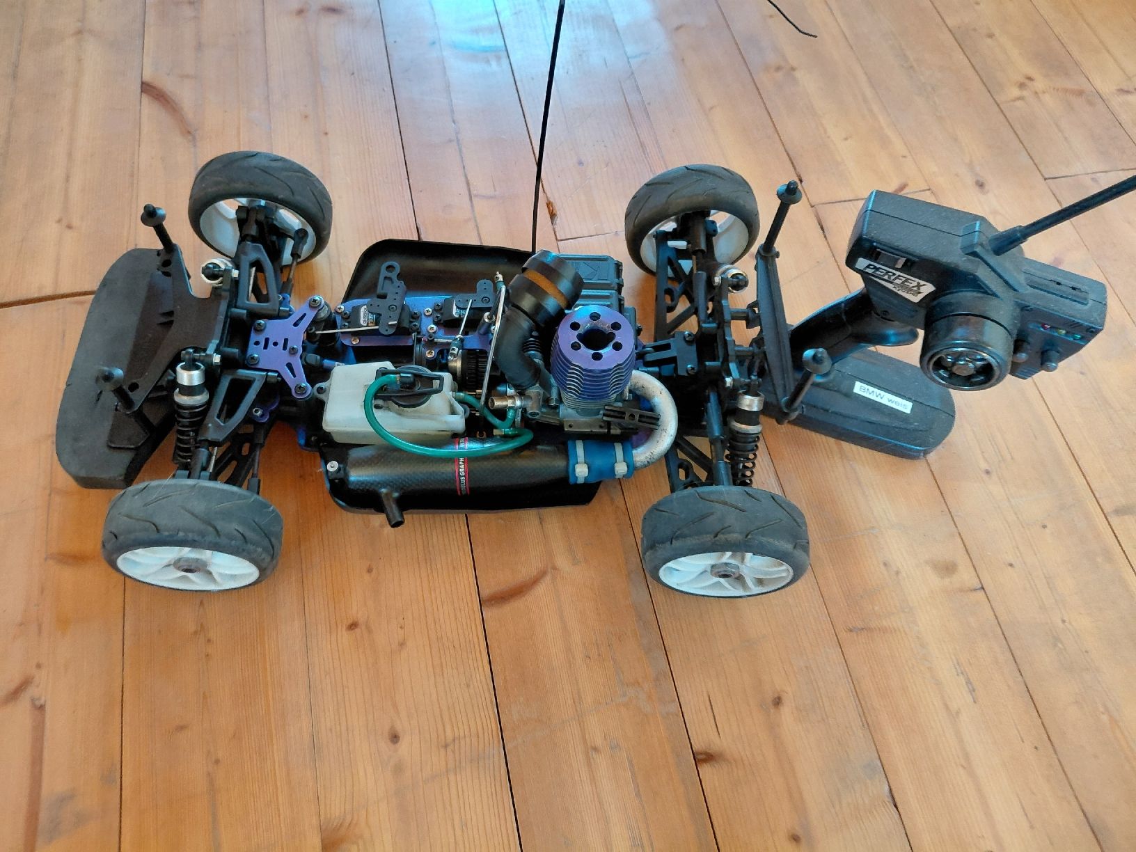 Giocattoli: Kyoscho RC Nitro Car 1/8 – Usato da Sax venduto da Ueli1995 1