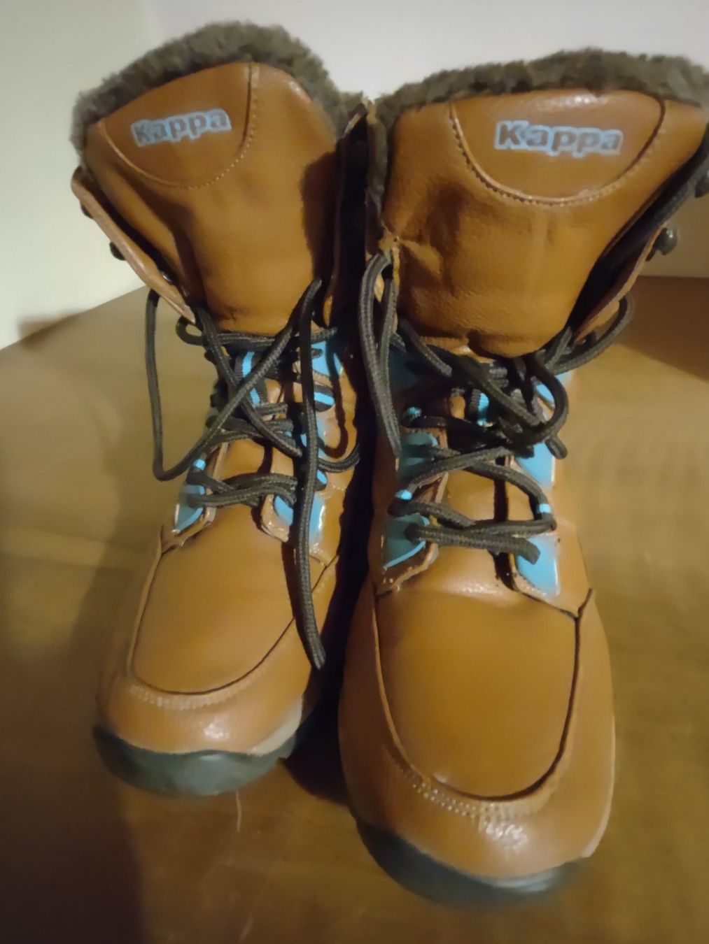 Kappa Scarpe da donna: Kappa Winterstiefel mit warmen Futter – Usato da Montlingen venduto da Nikita-Sidney