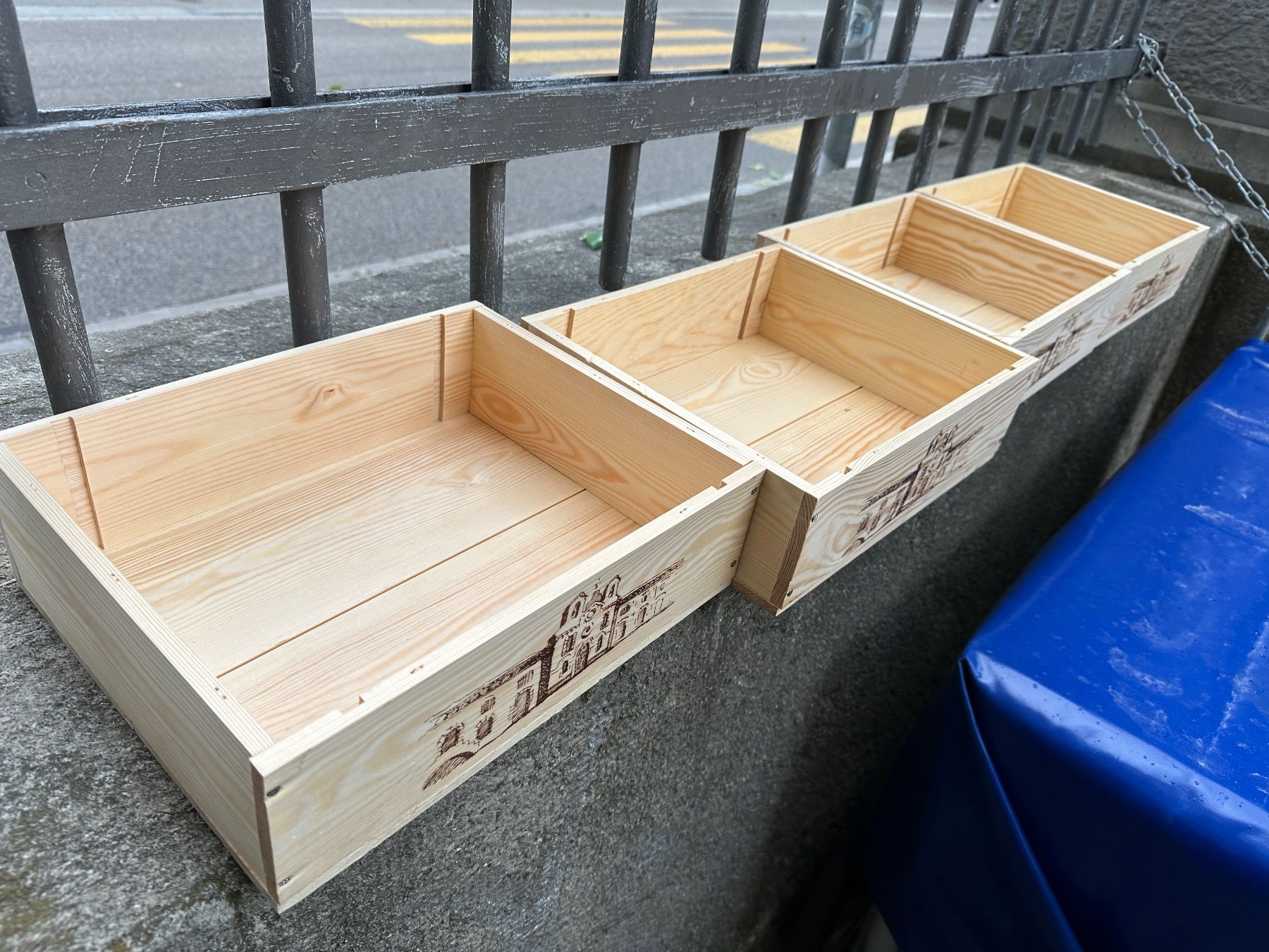 Altro: 1 Stk. schöne 3er Weinkiste – Usato da Zürich venduto da atlantis77 3